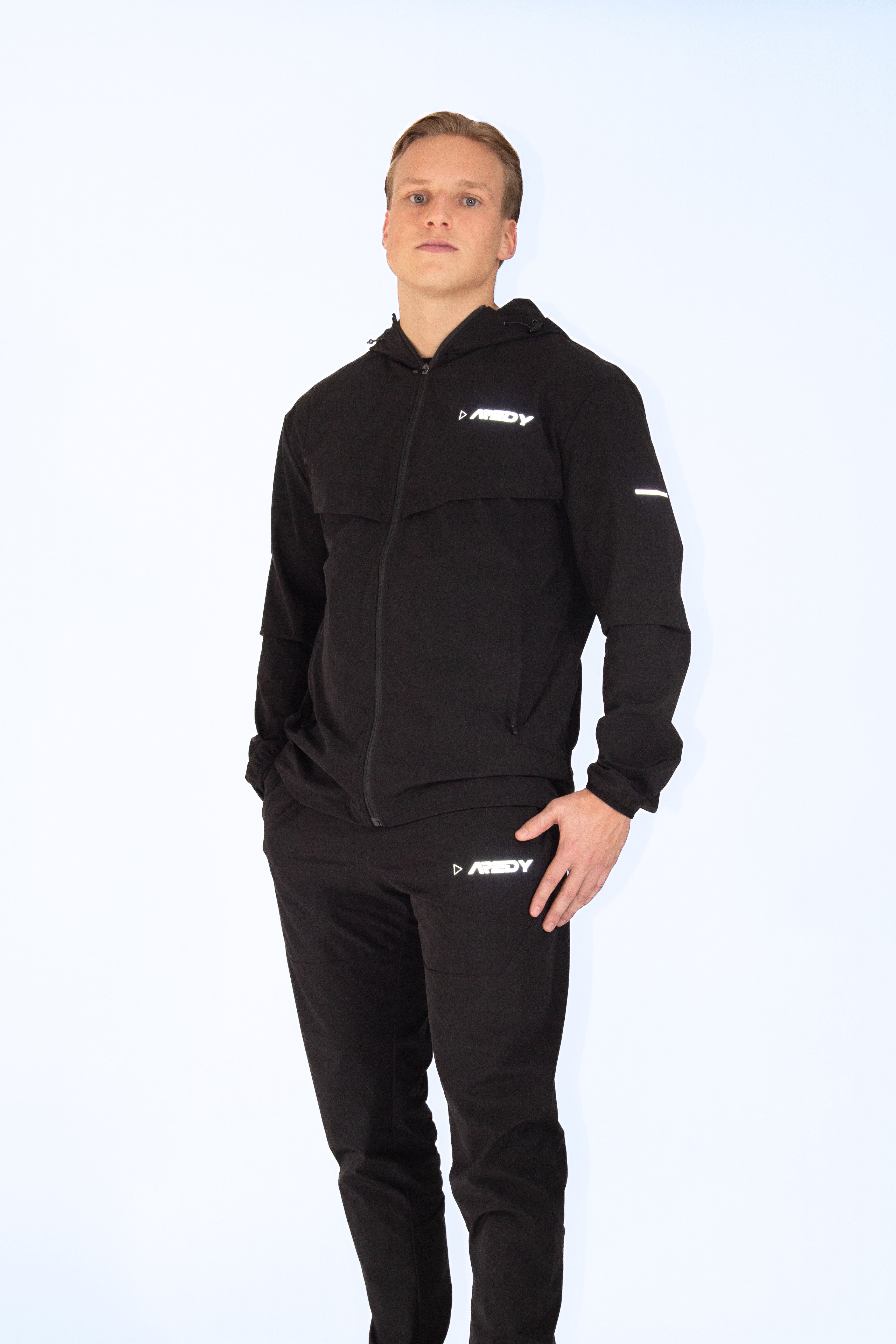 Aredy tracksuit black